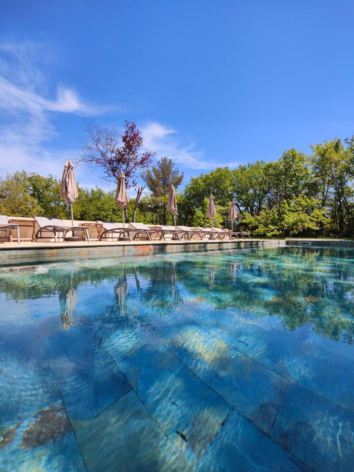 Villa Handres Nans les Pins Bagian luar foto